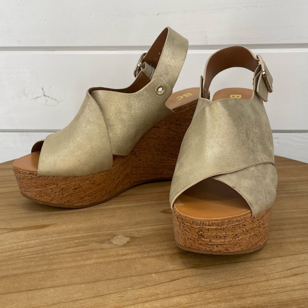 BC Born in California Vegan Sandals Size 7